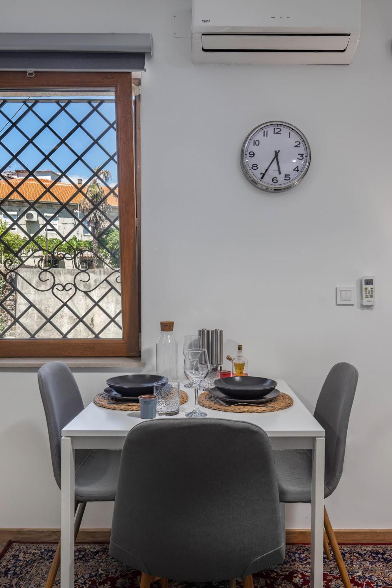 Agostini - Contactless Apartments Vukovarska Rijeka Room photo